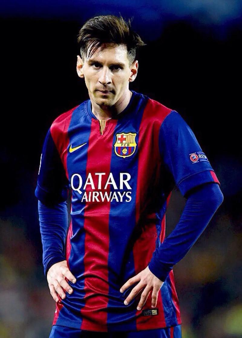 基米希：现在是不是最具团队精神的拜仁？弗里克执教时也不错（基米希谈拜仁团队精神：当下或为最佳，弗里克时期同样出色）