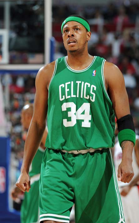 未能与武磊同场竞技，梅伦多夏窗加盟球队，13场贡献1球1助攻（无缘与武磊同场，梅伦多夏窗来投，13战收获1球1助）