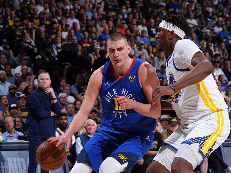 对阵阿贾克斯总赢球？穆帅：当时皇马明显更强，这是赢球的原因（屡胜阿贾克斯缘何？穆帅：当年皇马实力更胜一筹）