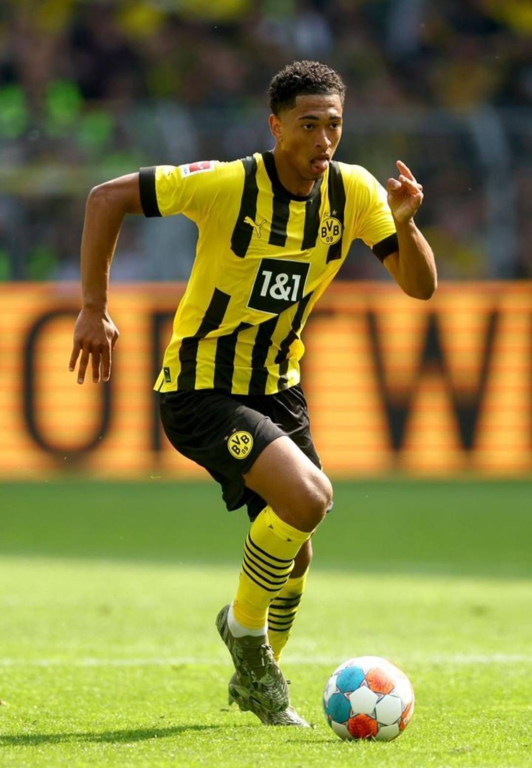 足球世界杯裁判否认偏袒传闻（世界杯裁判发声：未偏袒任何一方）