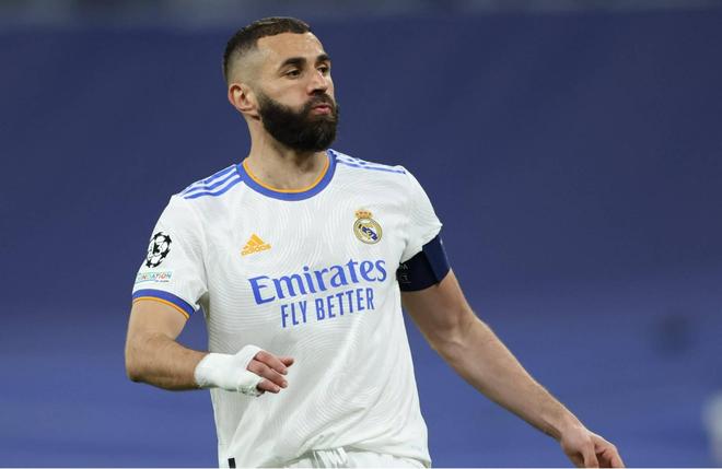 里程碑，库巴西是第三位在欧冠联赛中出场20次的U19球员（库巴西达成里程碑：成为欧冠第3位完成20场出场的U19球员）