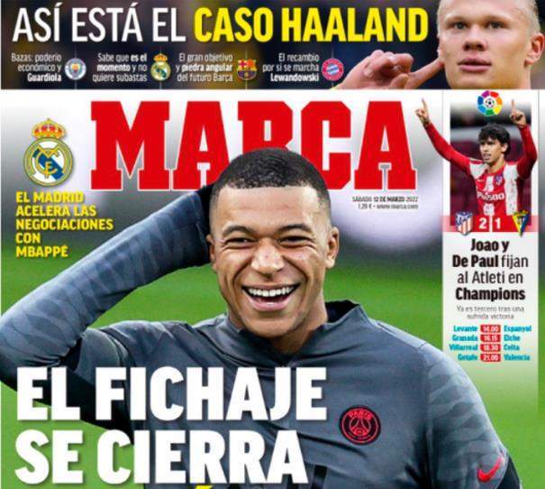 前锋连续助攻，团队配合默契（锋线连送妙传，团队默契十足）